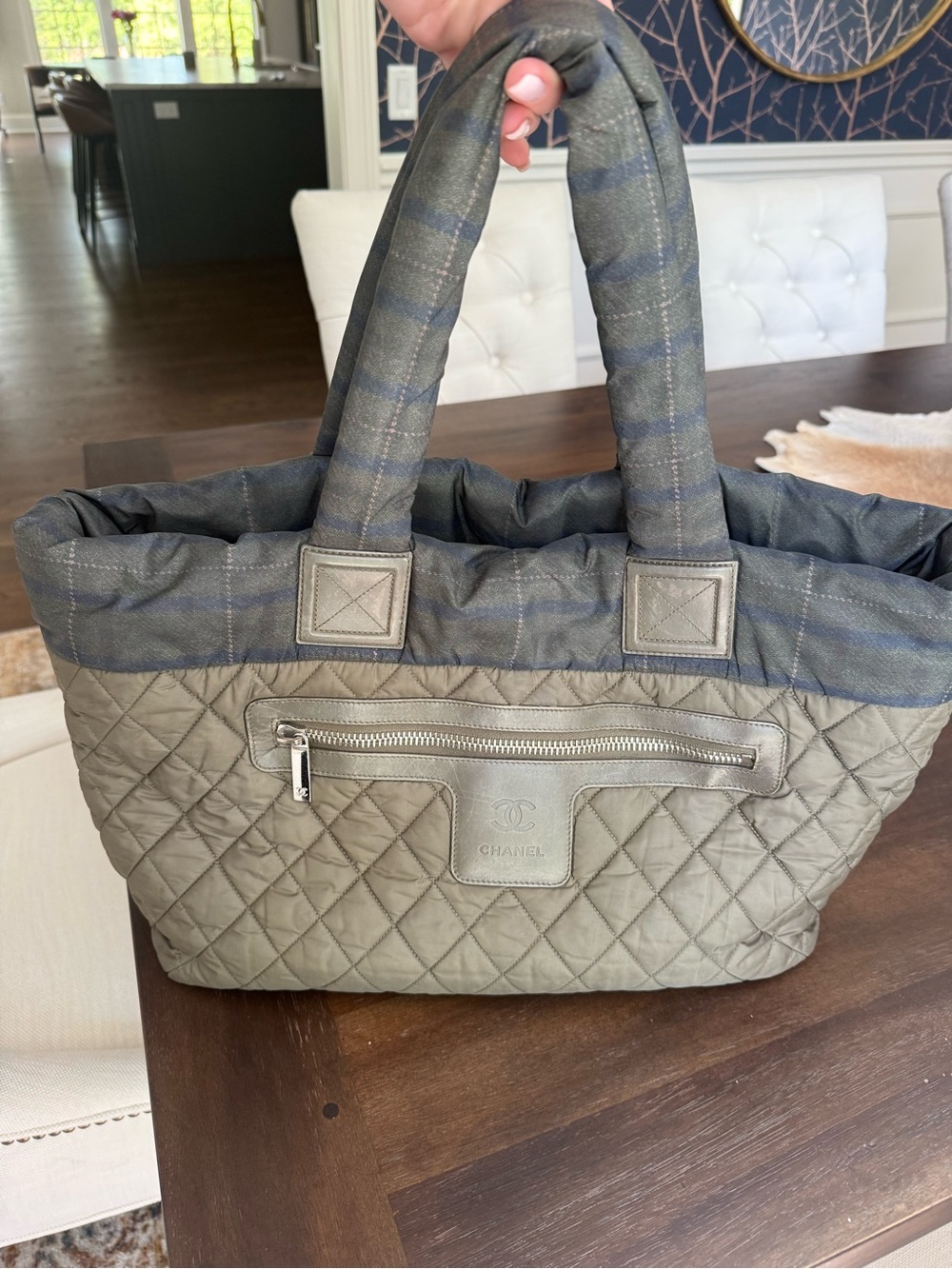 Rare!! CHANEL Quilted Shoulder Cocoon Tote Bag in Olive Green.